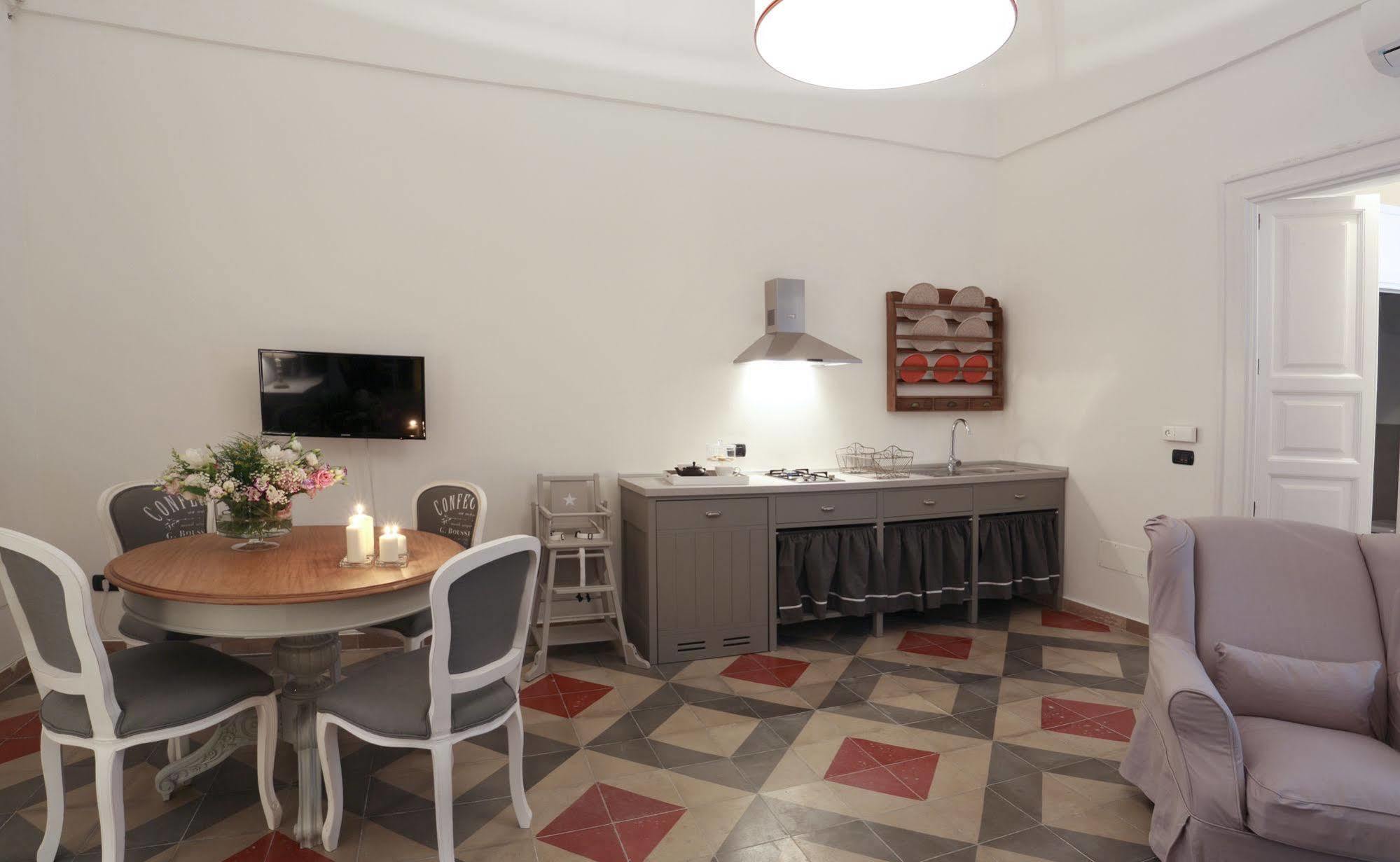 Santa Marta Suites & Apartments Lecce Eksteriør billede