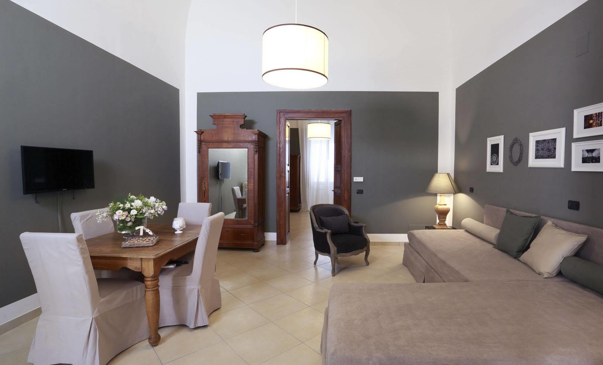Santa Marta Suites & Apartments Lecce Eksteriør billede