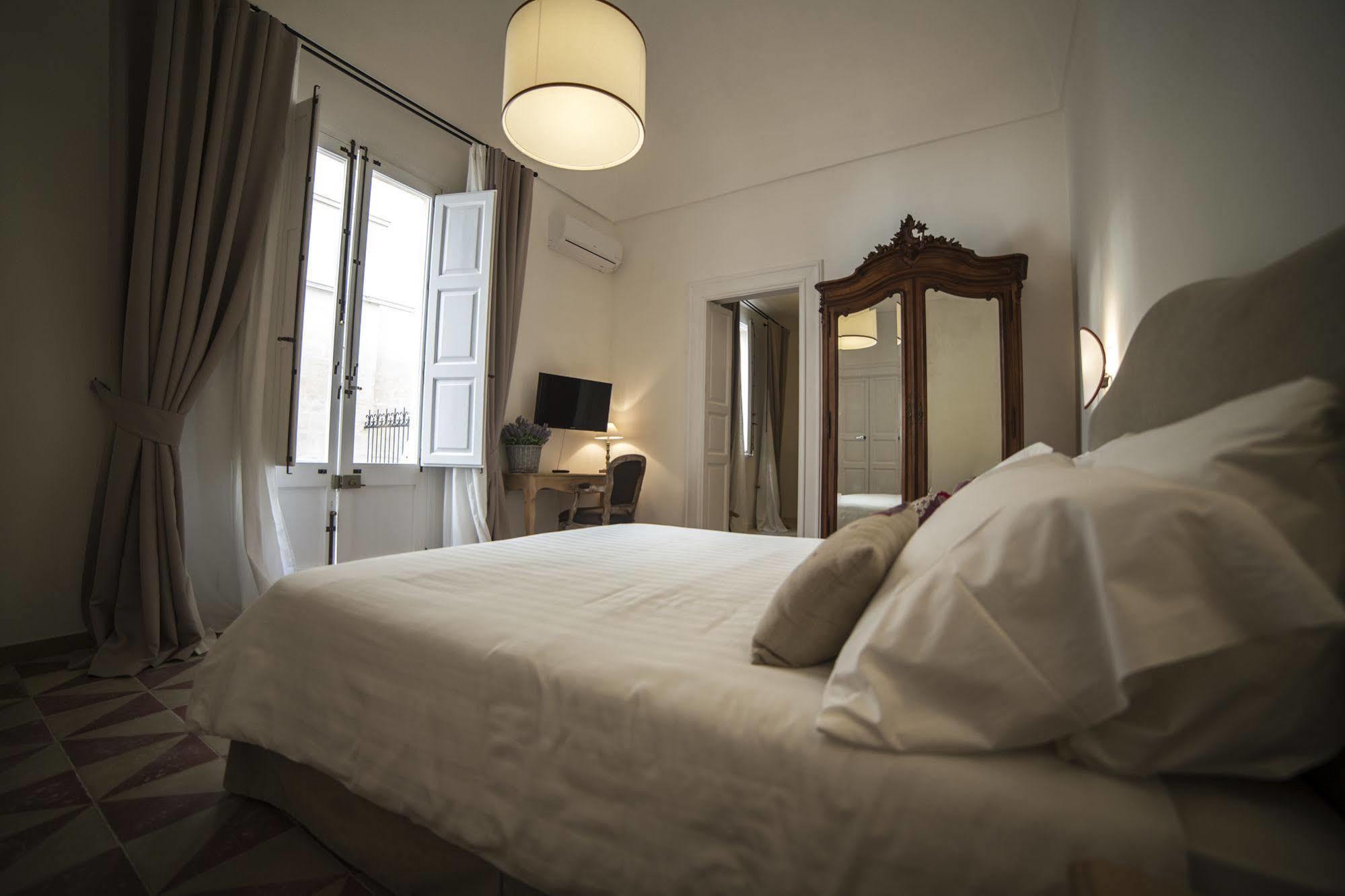 Santa Marta Suites & Apartments Lecce Eksteriør billede