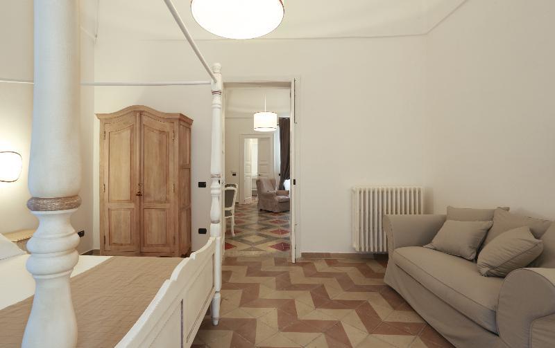 Santa Marta Suites & Apartments Lecce Eksteriør billede