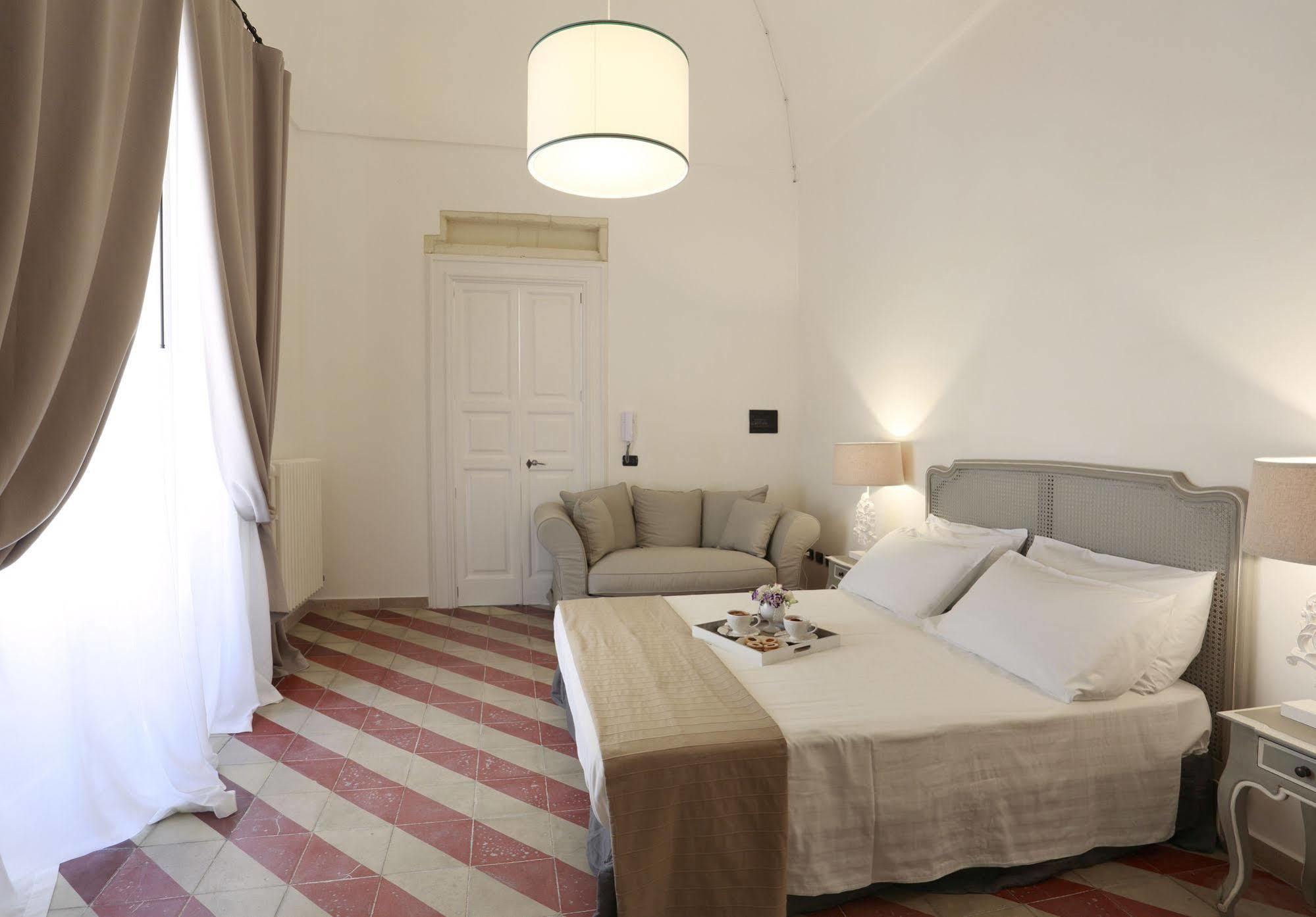 Santa Marta Suites & Apartments Lecce Eksteriør billede
